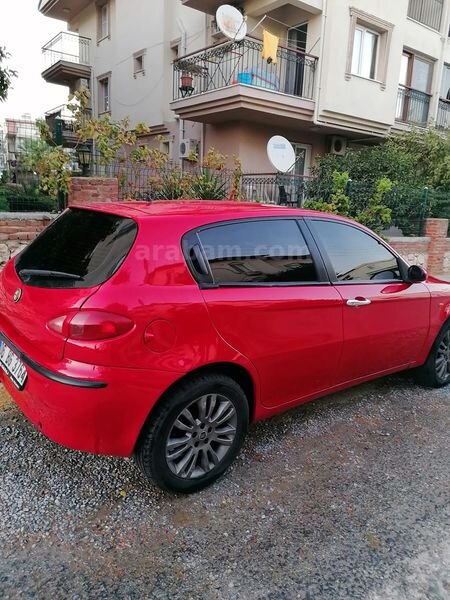 Sahibinden Alfa Romeo 147 1.6 TS Collezione 2005 Model 2
