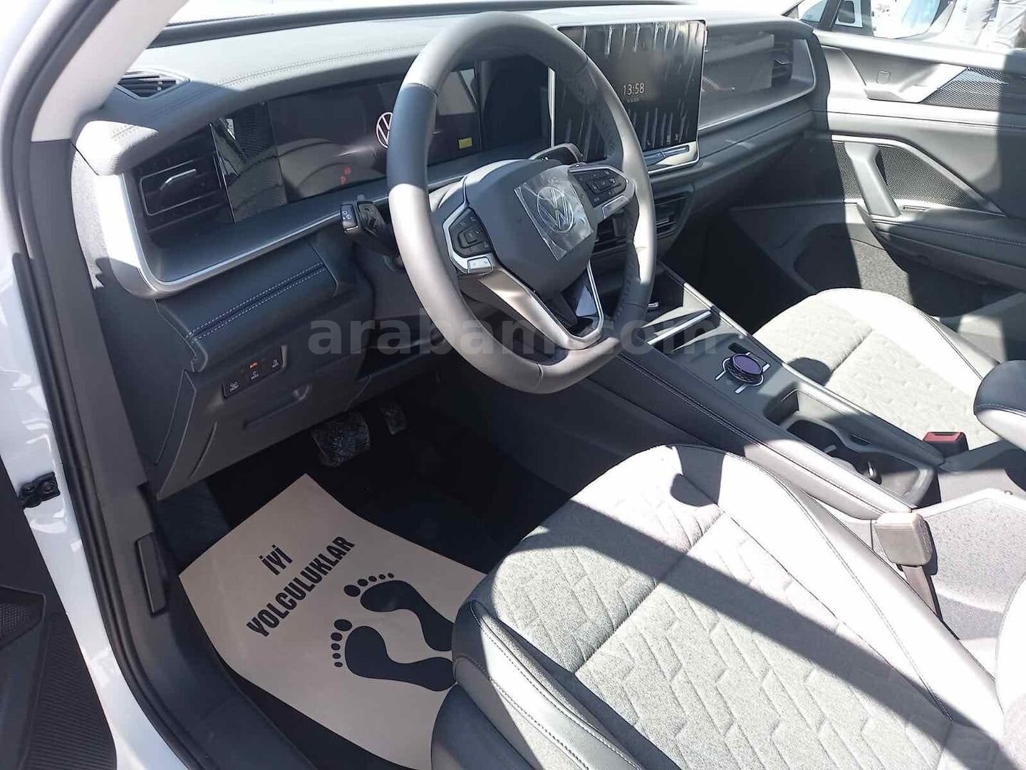 Sahibinden Volkswagen Tayron 1.5 e-TSI Life 2025 Model Erzurum 9.120 km Beyaz 5