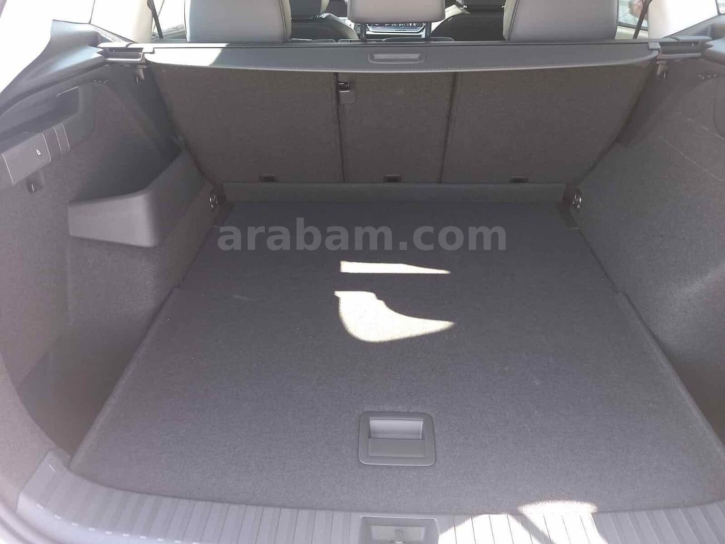 Sahibinden Volkswagen Tayron 1.5 e-TSI Life 2025 Model Erzurum 9.120 km Beyaz 7