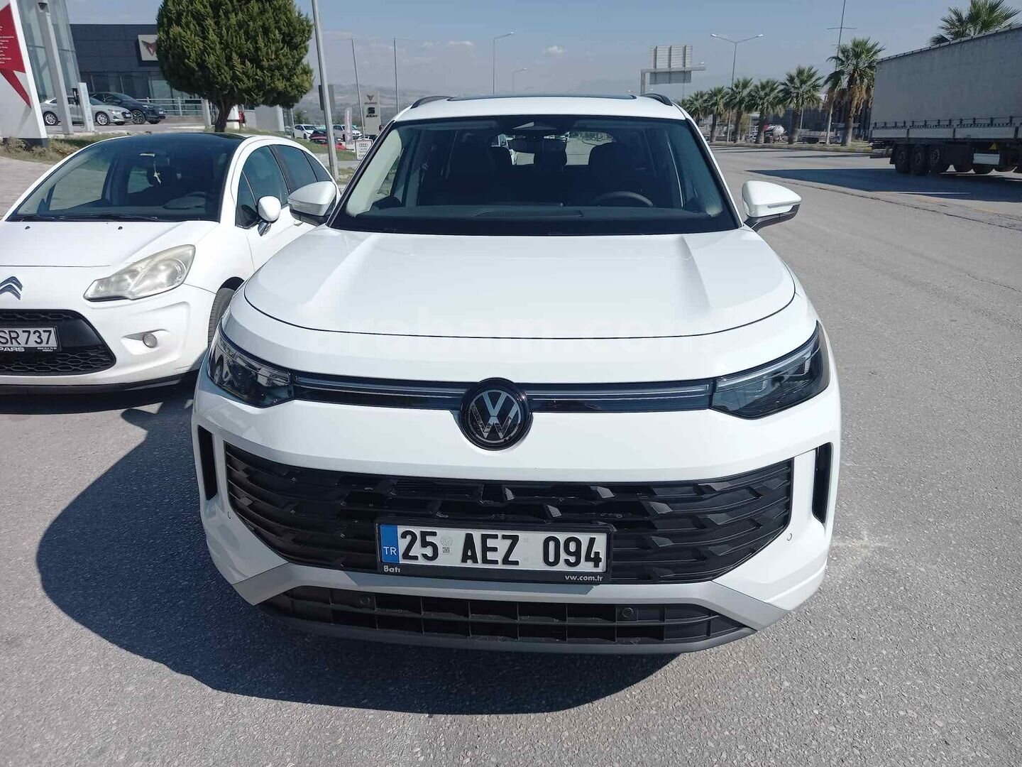 Sahibinden Volkswagen Tayron 1.5 e-TSI Life 2025 Model Erzurum 9.120 km Beyaz 1