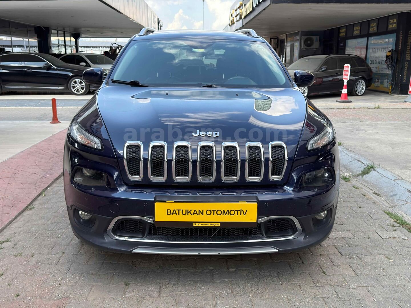 Galeriden Jeep Cherokee 2.0 TD Limited 2015 Model Kocaeli 2