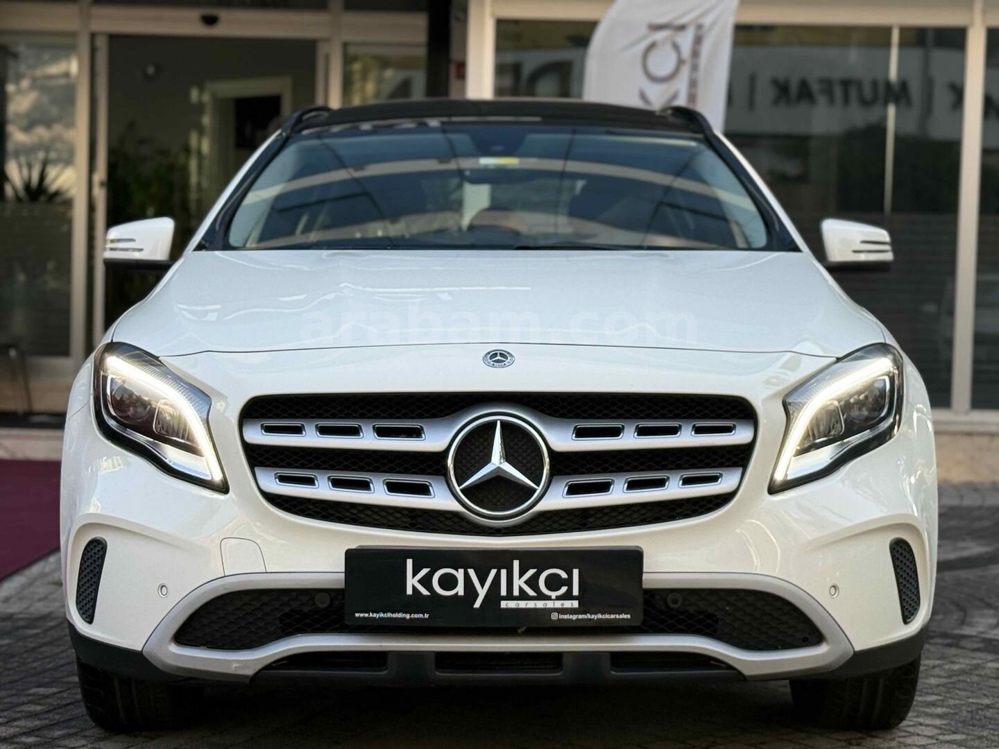 2017 MERCEDES BENZ GLA 200 URBAN 1.6 BENZİN OTOMATİK 85.000 KM BAKIMLI %0.68 KREDİ 5