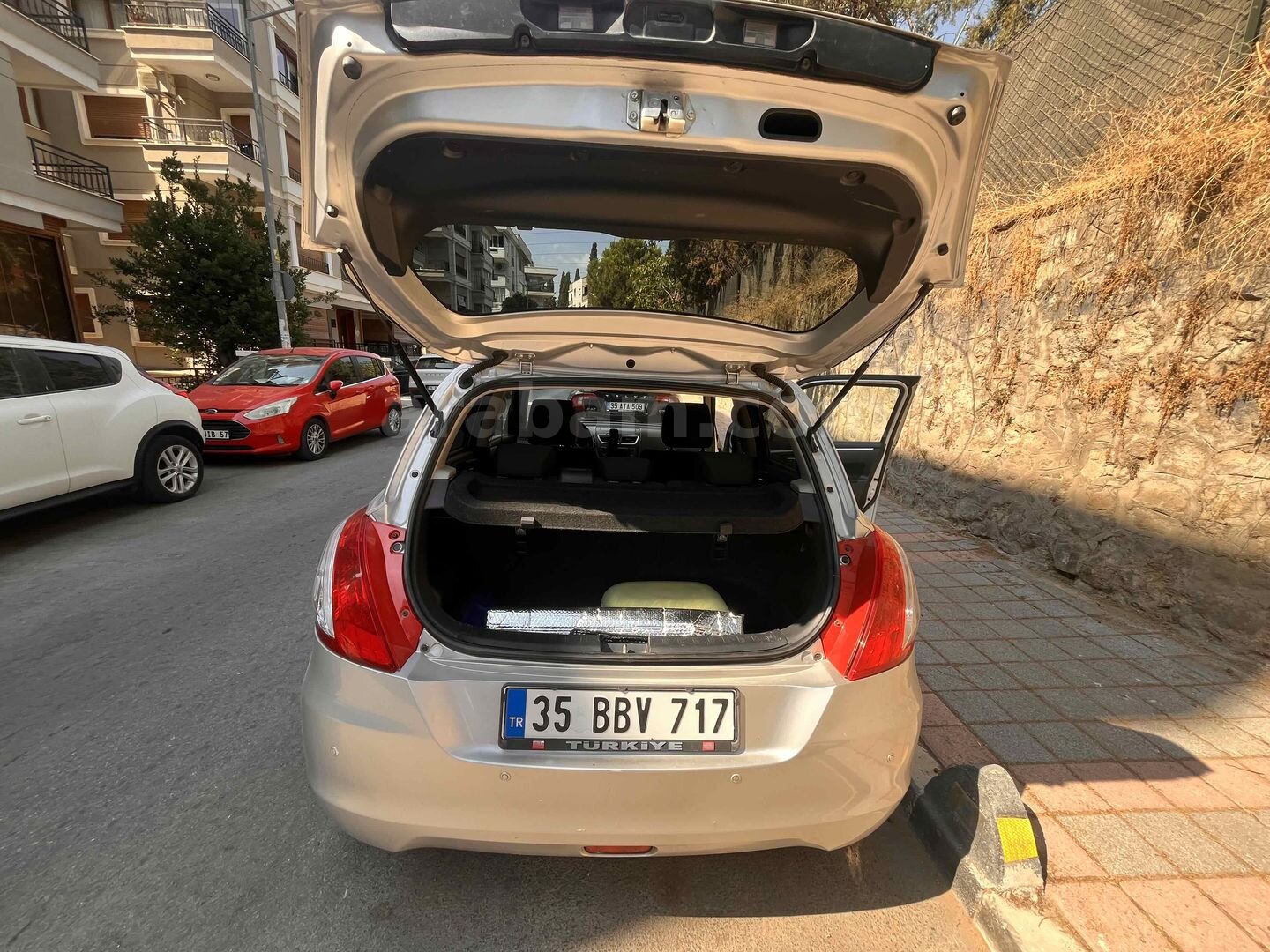 Sahibinden Suzuki Swift 1.2 GL 2011 Model 161.702 km Gri 5