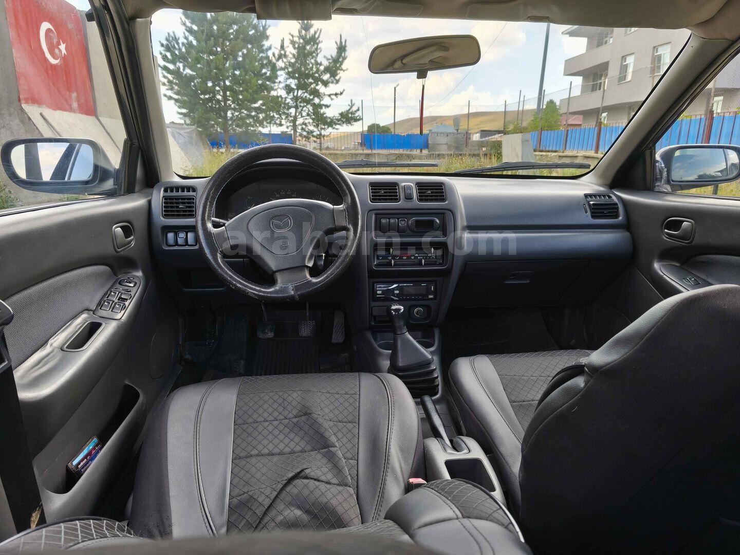 Sahibinden Mazda 323 1.5 Familia 1998 Model 6