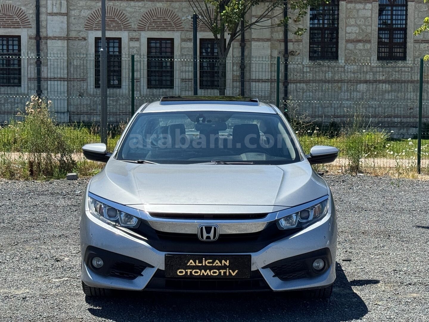 Galeriden Honda Civic 1.6i VTEC Elegance 2017 Model İstanbul 150.000 km Gri 3