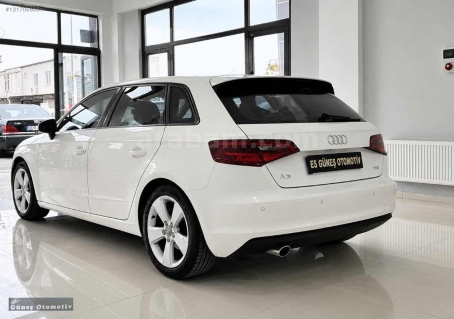 Galeriden Audi A3 Sportback 1.6 TDI Ambition 2013 Model Eskişehir 128.000 km Beyaz 4
