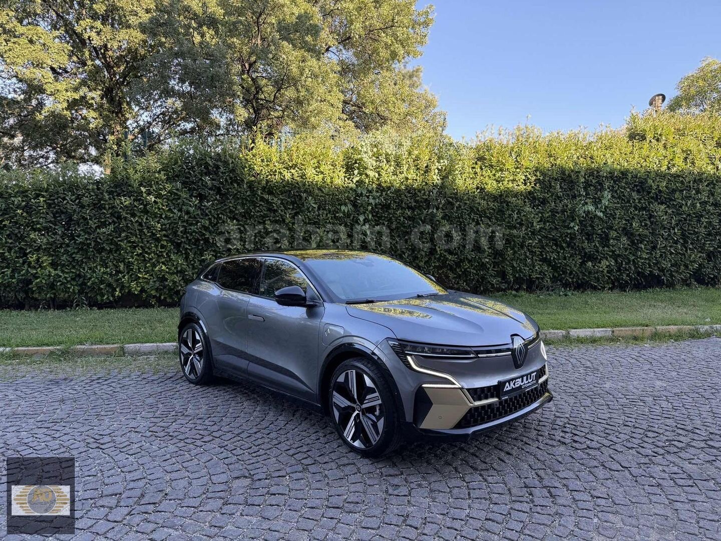 Galeriden Renault Megane E-Tech Iconic 2024 Model Bursa 63.000 km Gri 2