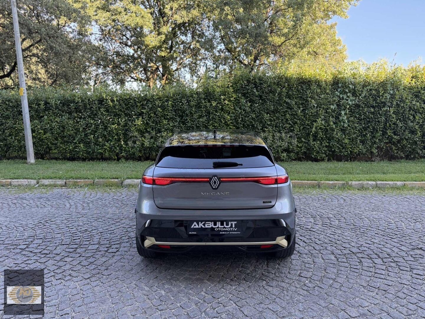 Galeriden Renault Megane E-Tech Iconic 2024 Model Bursa 63.000 km Gri 7