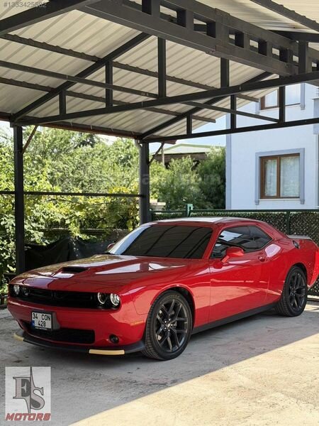Galeriden Dodge Challenger GT 2021 Model Sakarya 18.800 km Kırmızı
