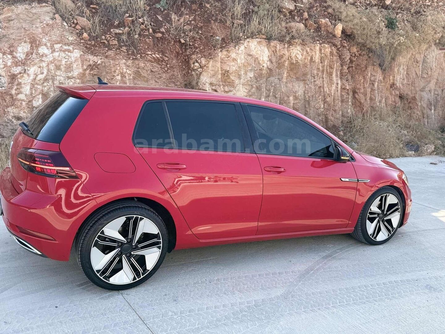 KELEŞOĞLU OTOMOTİVDEN TEMİZ BAKIMLI GOLF 7,5 6