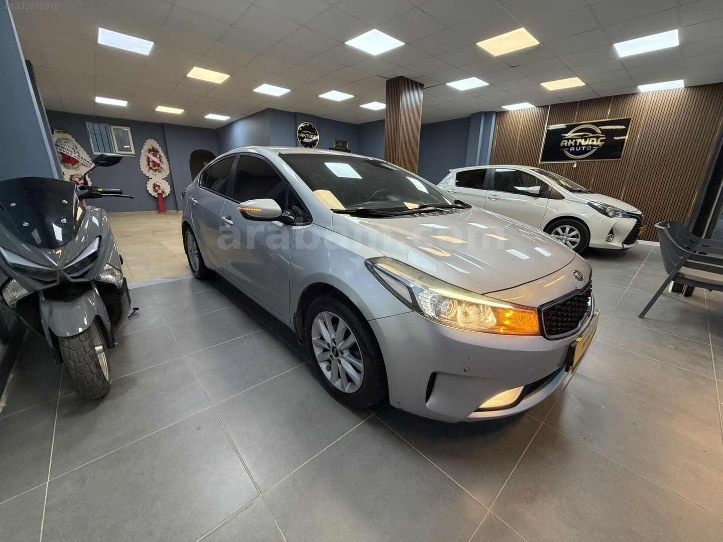 Galeriden Kia Cerato 1.6 CRDi Comfort 2017 Model Adıyaman 359.000 km Gri 4