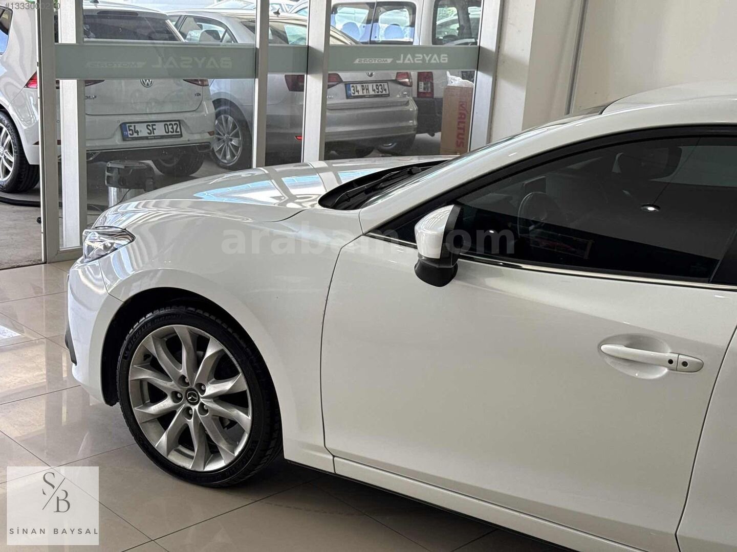 Galeriden Mazda 3 1.5 SkyActive-G Power 2015 Model Denizli 145.000 km Beyaz 5