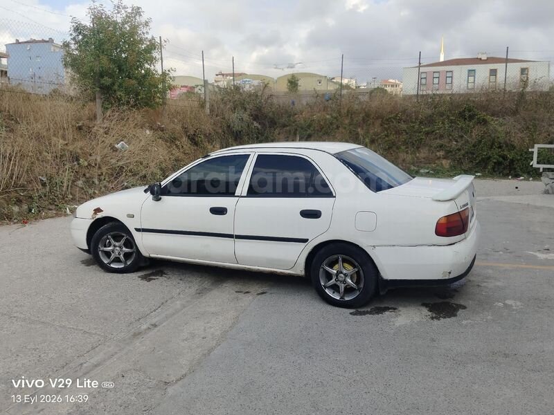 Sahibinden Mitsubishi Carisma 1.6 GL 1999 Model 340.000 km Beyaz