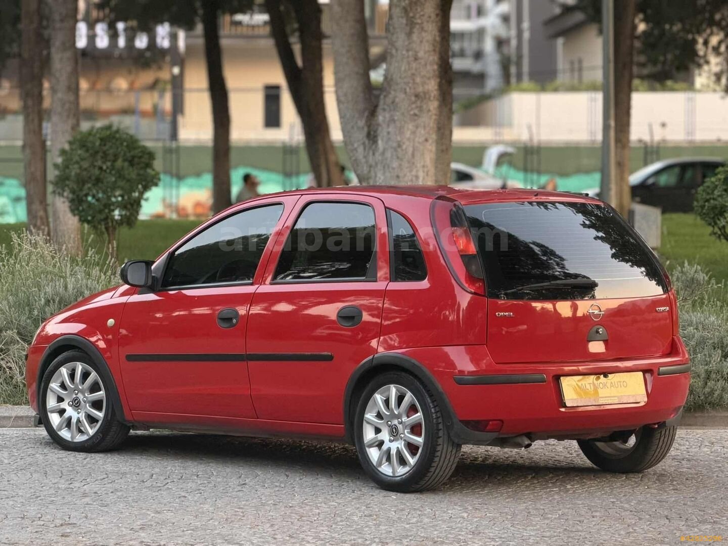 Galeriden Opel Corsa 1.0 Essentia 2004 Model Denizli 255.000 km Kırmızı 6