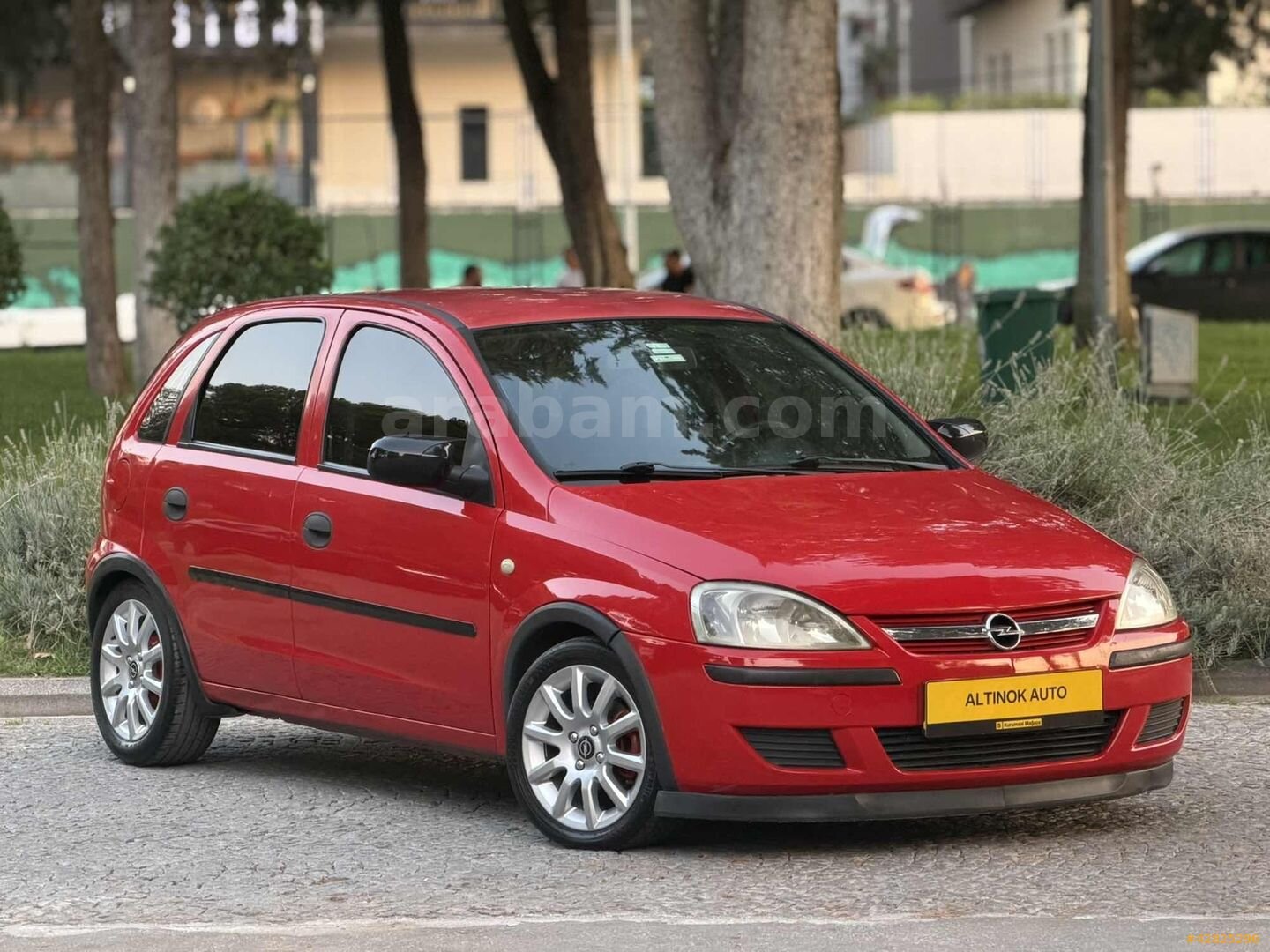 Galeriden Opel Corsa 1.0 Essentia 2004 Model Denizli 255.000 km Kırmızı 3