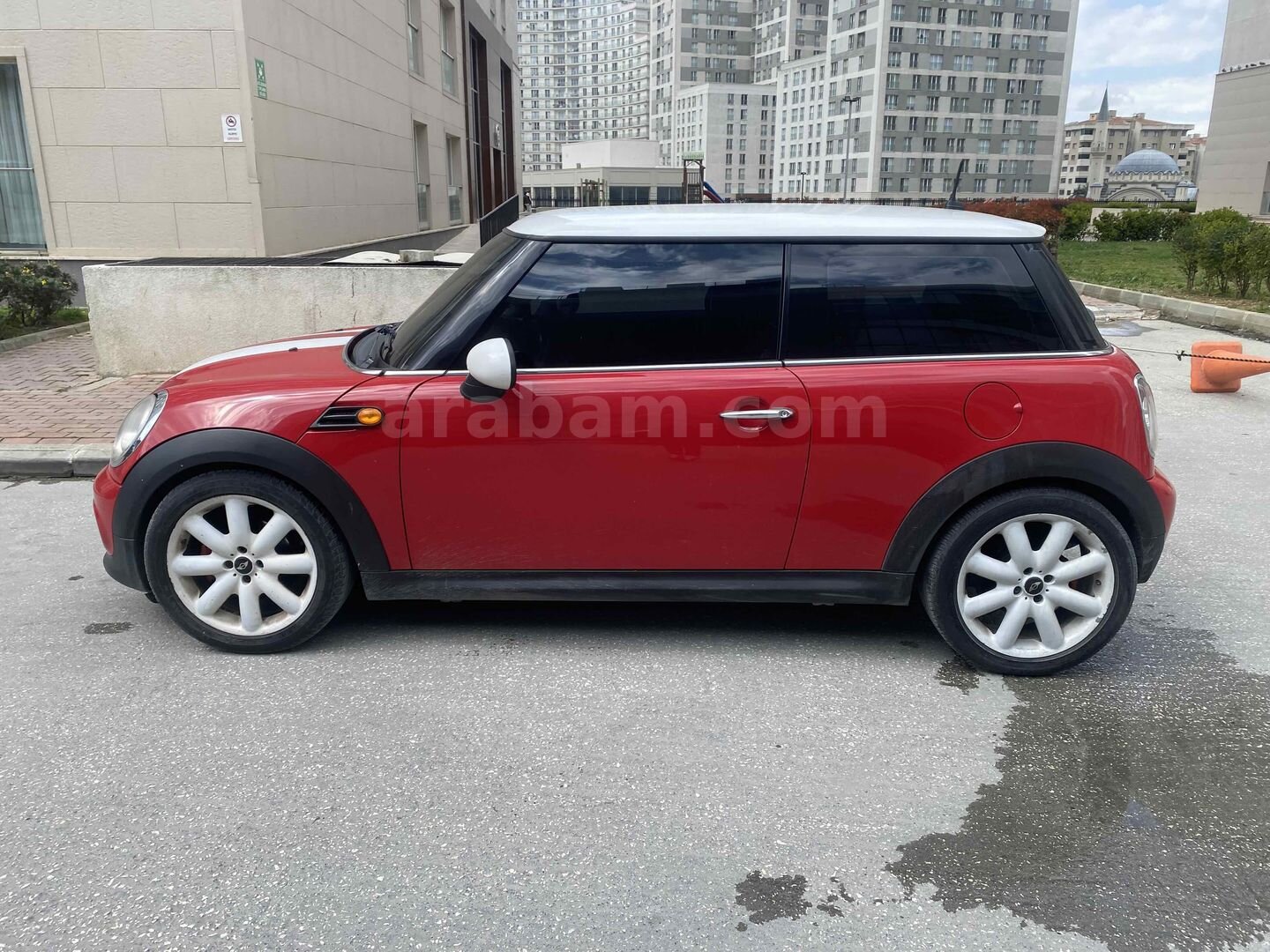 Sahibinden Mini Cooper 1.6 Türkiye Paketi 2012 Model 181.000 km Kırmızı 2