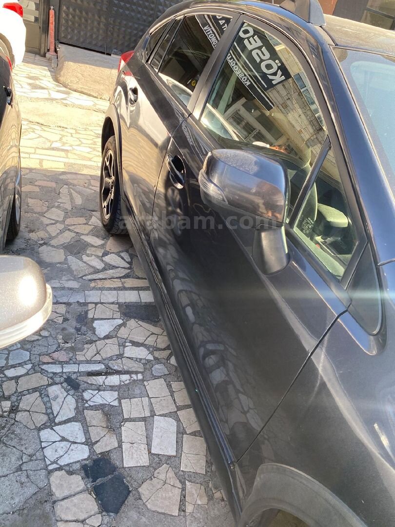 Sahibinden Subaru XV 1.6 Elegance 2014 Model Aile Arabası 180.XXX Koyu Metalik Gri 6