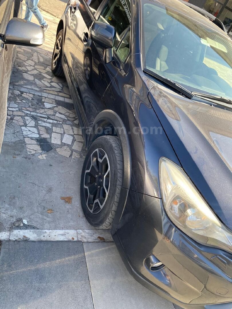 Sahibinden Subaru XV 1.6 Elegance 2014 Model Aile Arabası 180.XXX Koyu Metalik Gri 7