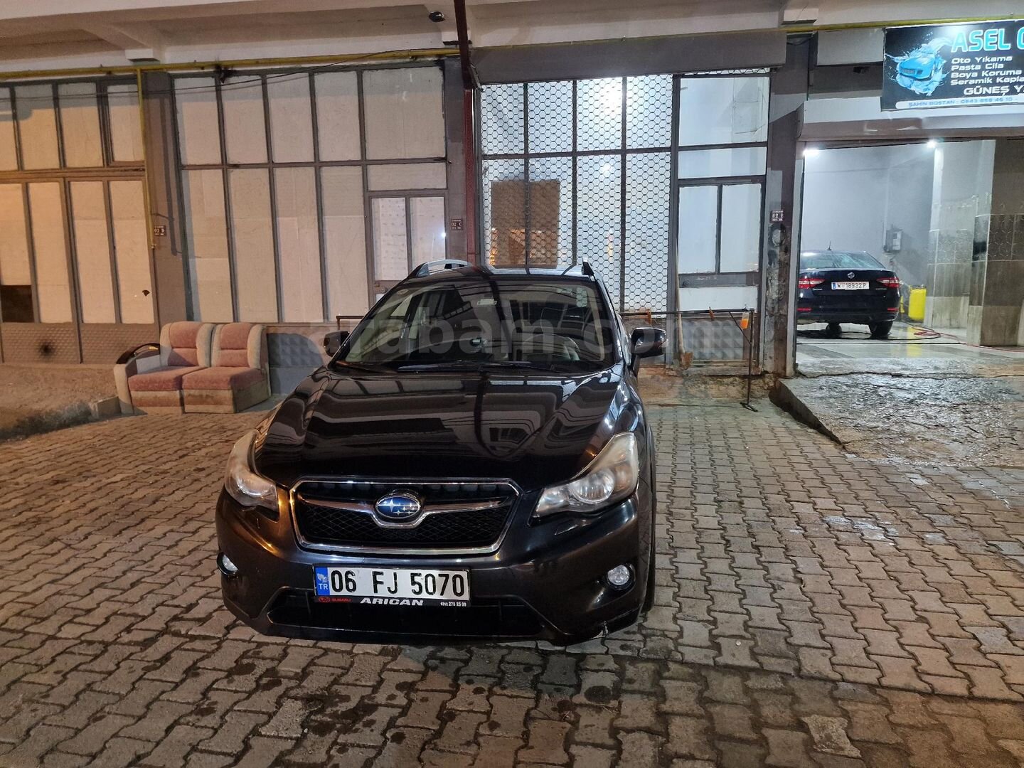Sahibinden Subaru XV 1.6 Elegance 2014 Model Aile Arabası 180.XXX Koyu Metalik Gri 3