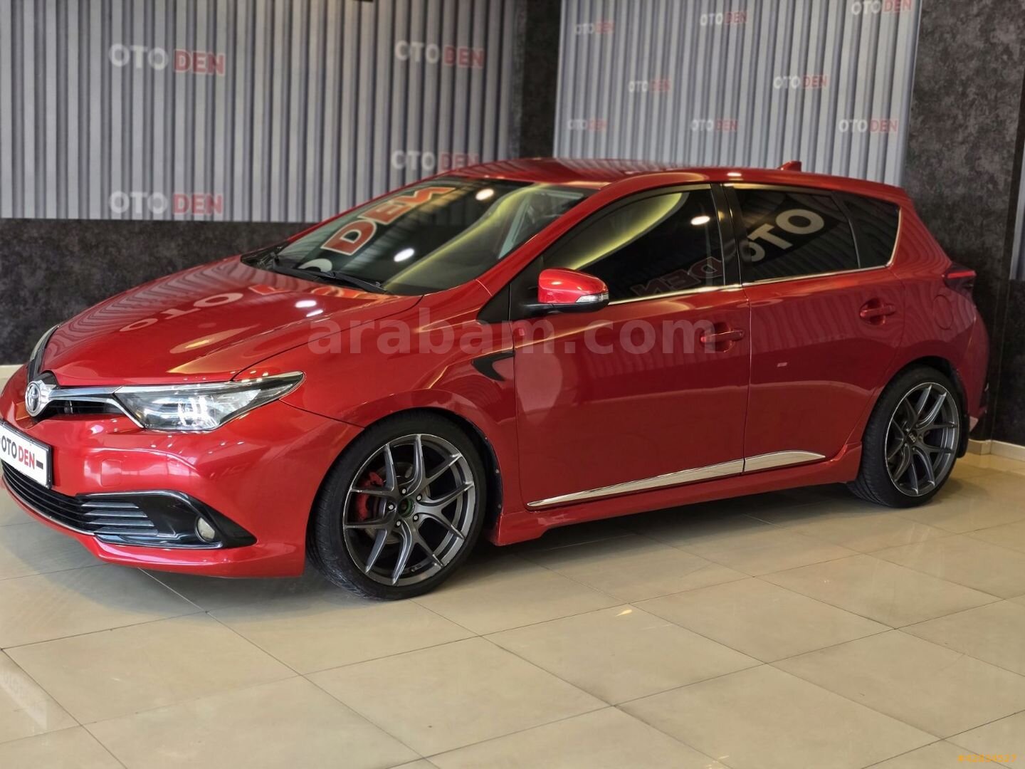 Galeriden Toyota Auris 1.6 Advance 2016 Model Denizli 183.000 km Kırmızı 5