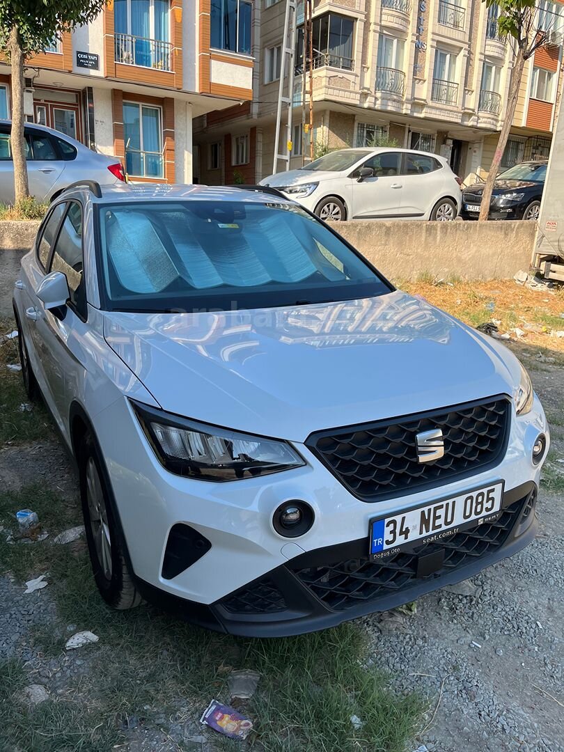 Sahibinden Seat Arona 1.0 EcoTSI Style Plus 2025 Model 3