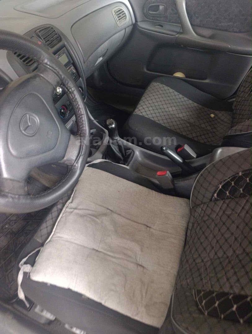 Sahibinden Mazda 323 1.5 TSi 1999 Model 6