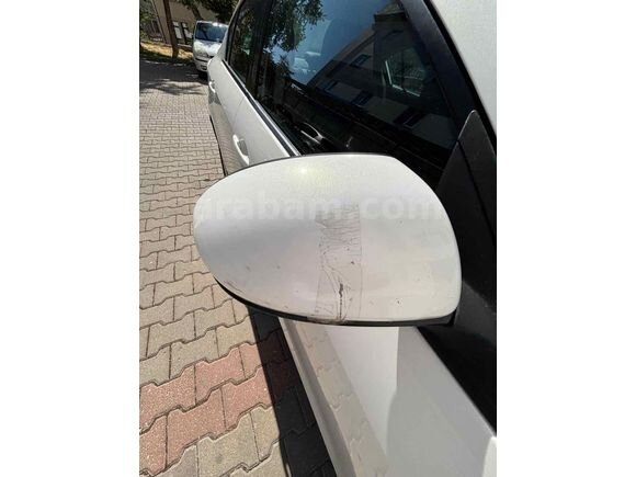 Sahibinden Mazda 3 1.6 Touring 2011 Model Ankara 252.500 KM Beyaz