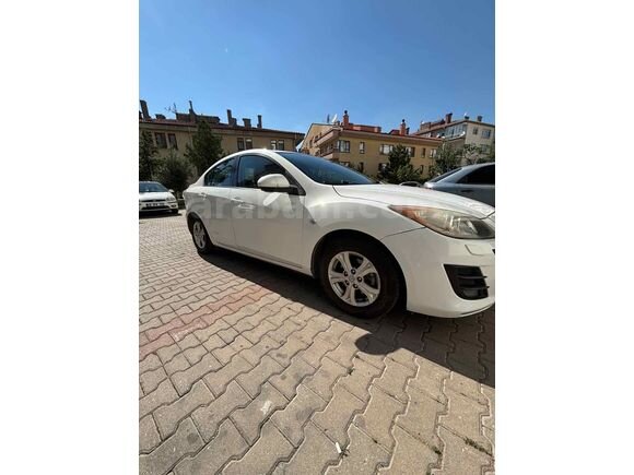 Sahibinden Mazda 3 1.6 Touring 2011 Model Ankara 252.500 KM Beyaz