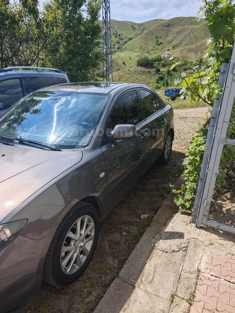 Sahibinden Mazda 3 1.6 Touring 2009 Model 3