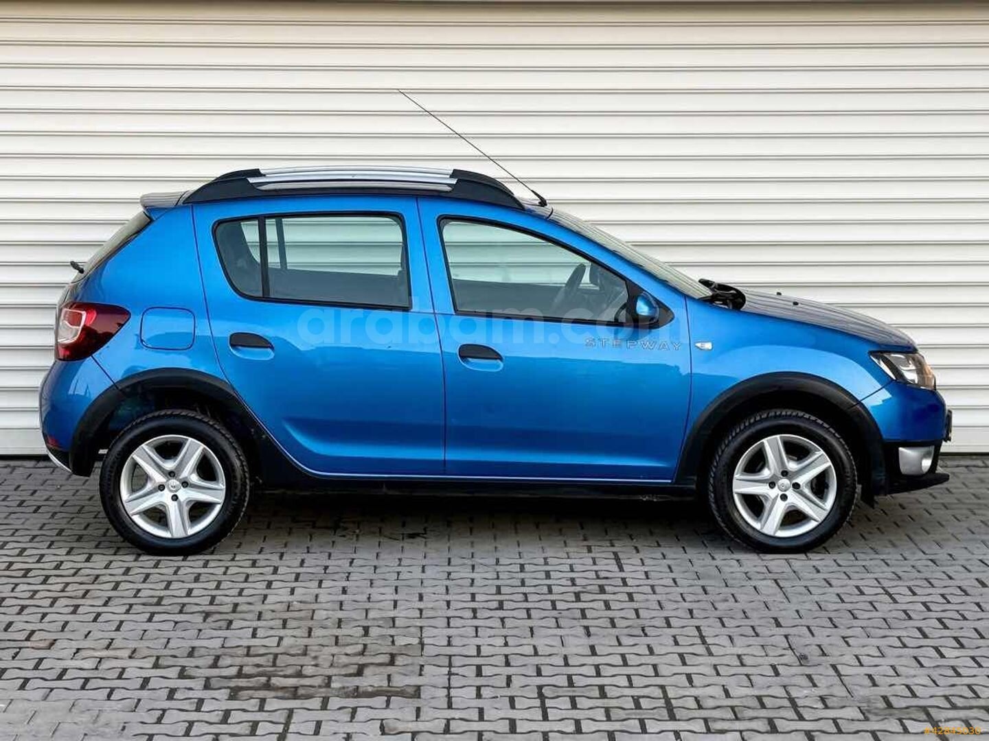Galeriden Dacia Sandero 1.5 dCi Stepway 2014 Model İzmir 208.000 km Mavi 7