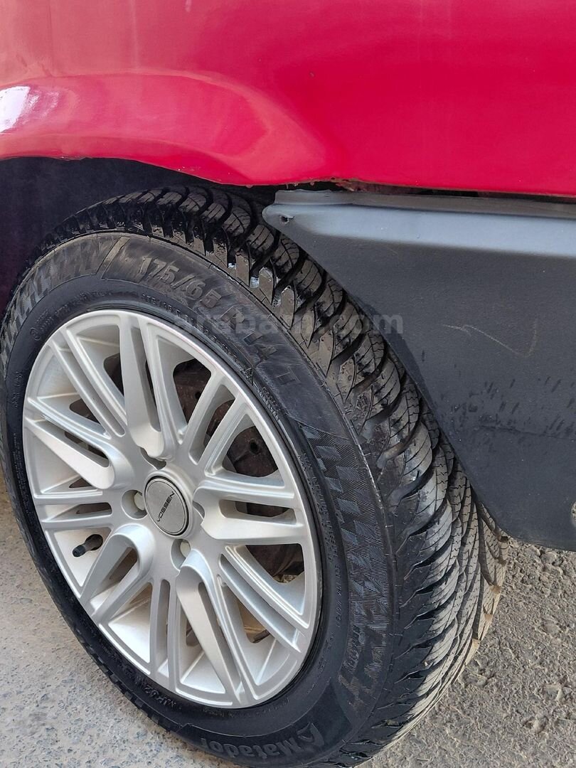 Sahibinden Lada Samara 1.5 1994 Model Sakarya 194.500 km Kırmızı 4