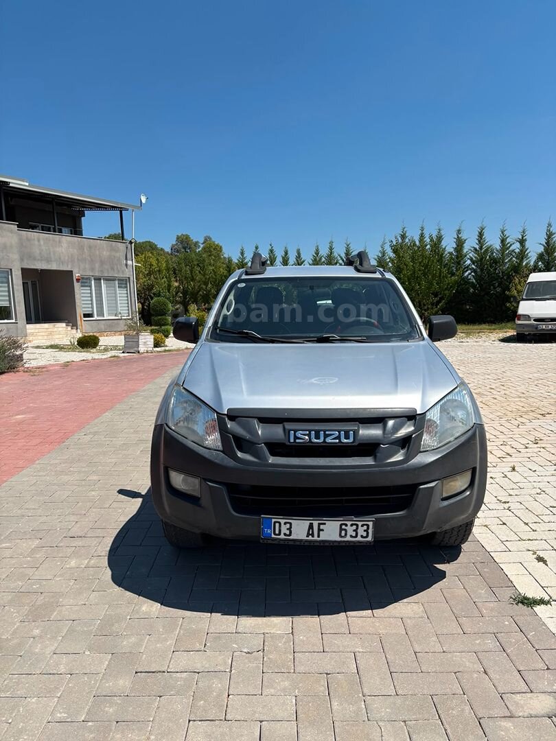 Sahibinden Isuzu D-Max 2.5 4x4 2012 Model FULL BAKIMLI 1