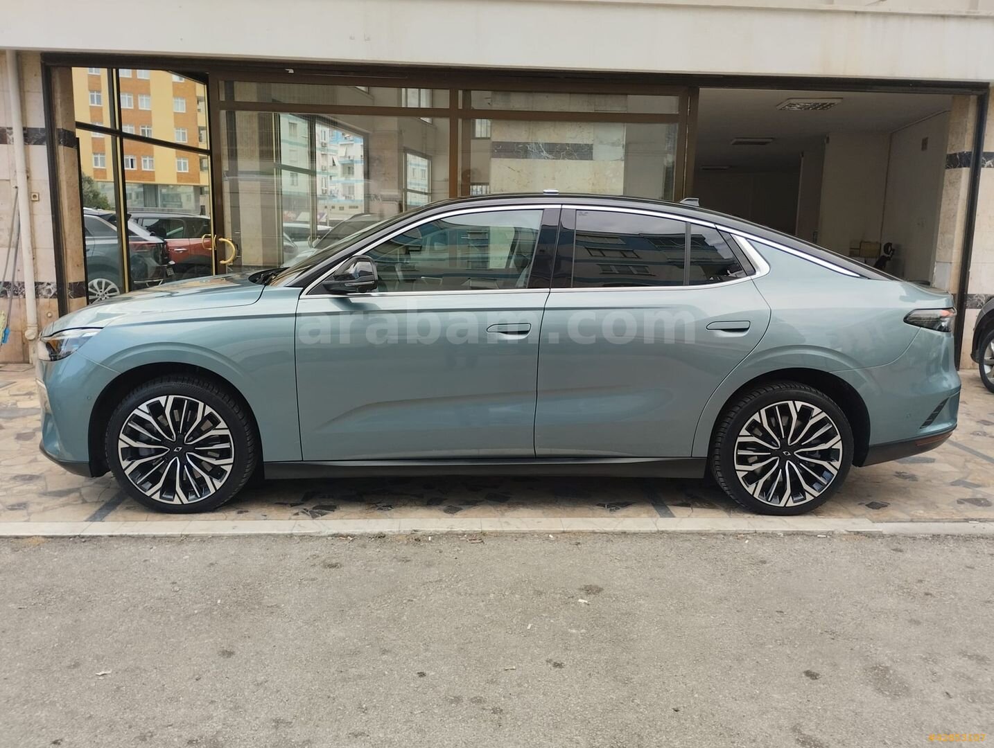 Galeriden TOGG T10F V2 Uzun Menzil 2025 Model Antalya 26.000 km Yeşil 6