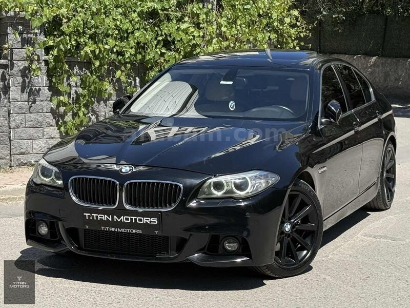 TİTAN MOTORS BAKIMLI BMW 520İ PREMIUM 245 BİN KM