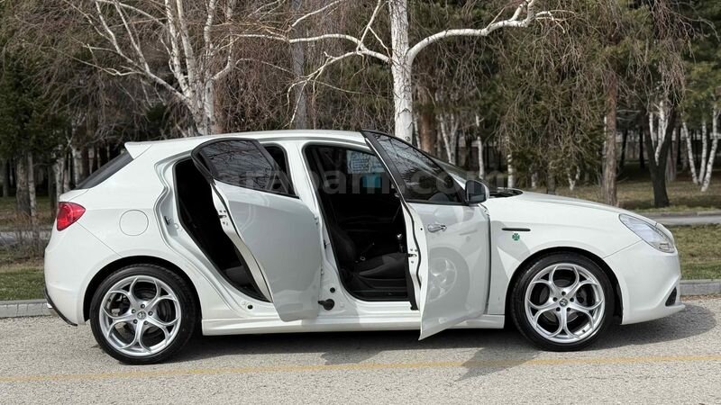 Sahibinden Alfa Romeo Giulietta 1.6 JTD Progression Plus 2014 Model 5