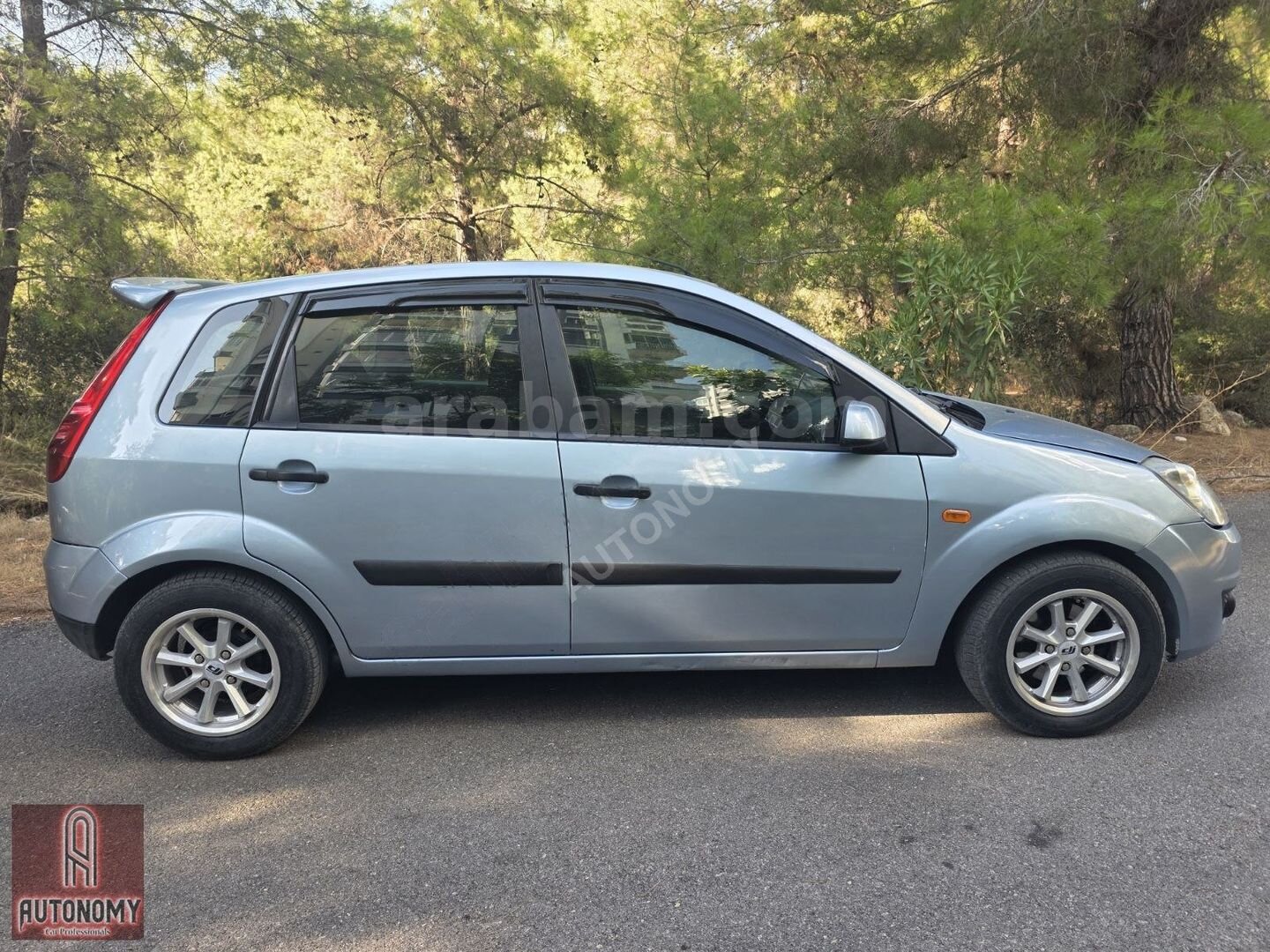 FORD FİESTA 1.4 TDCİ OTOMATİK KARTA 12 TAKSİT OLUR 3