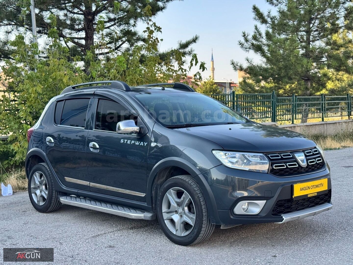 Galeriden Dacia Sandero 1.5 dCi Stepway 2016 Model Kütahya 112.000 km Füme 7