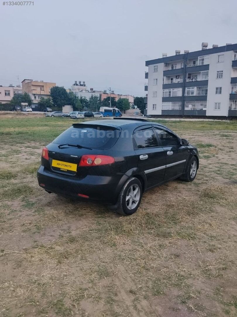 FLORYA OTODAN DÜŞÜK KM SANDIK MOTORLU KLİMALI DEĞİŞENSİZ LACETTİ 4