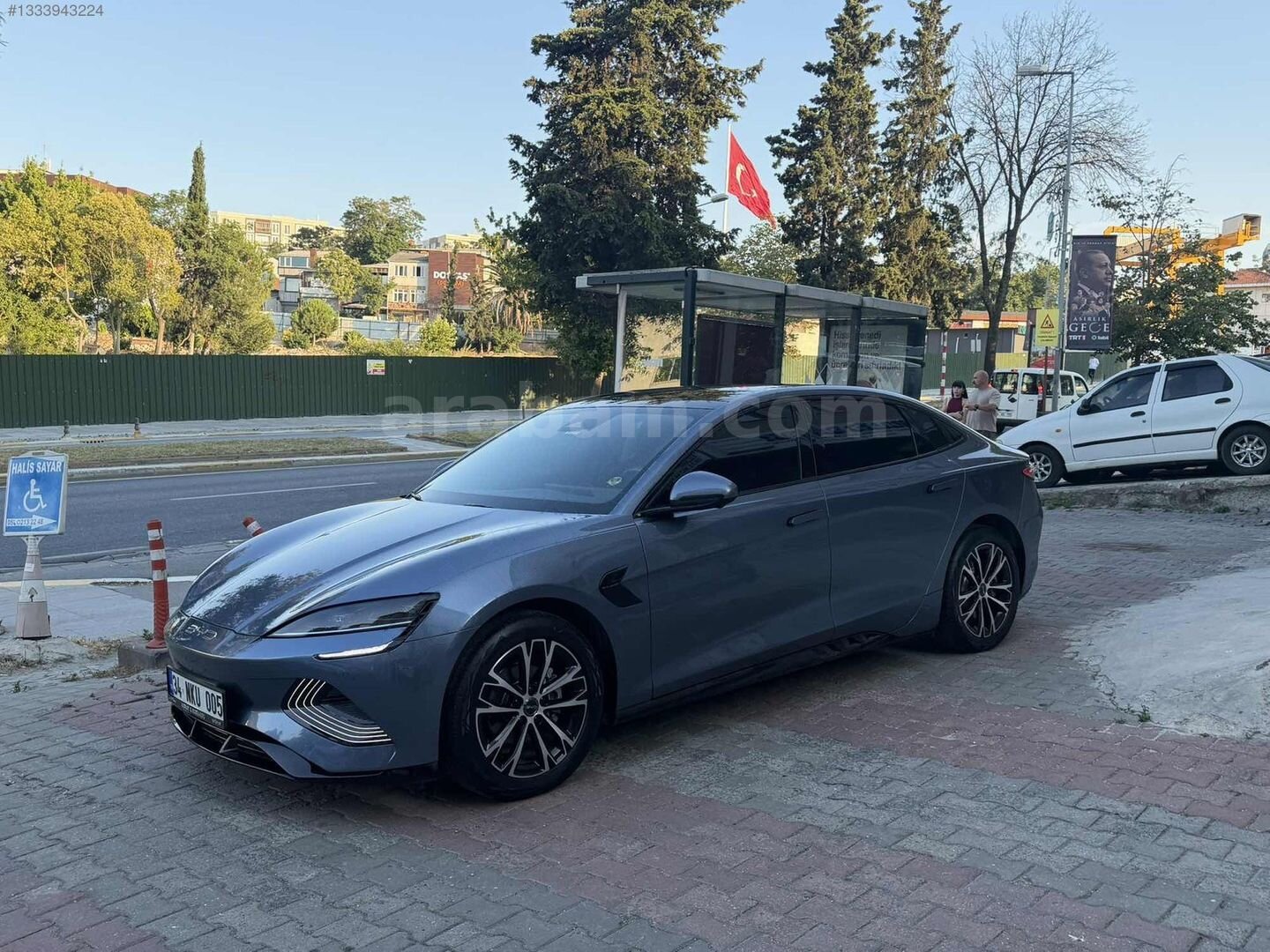 Galeriden BYD Seal Design 2025 Model İstanbul 24.000 km Gri 2