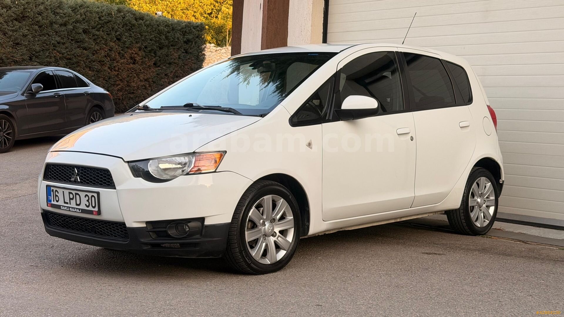Galeriden Mitsubishi Colt 1.3 Elegance 2012 Model Bursa 264.000 km Beyaz 3