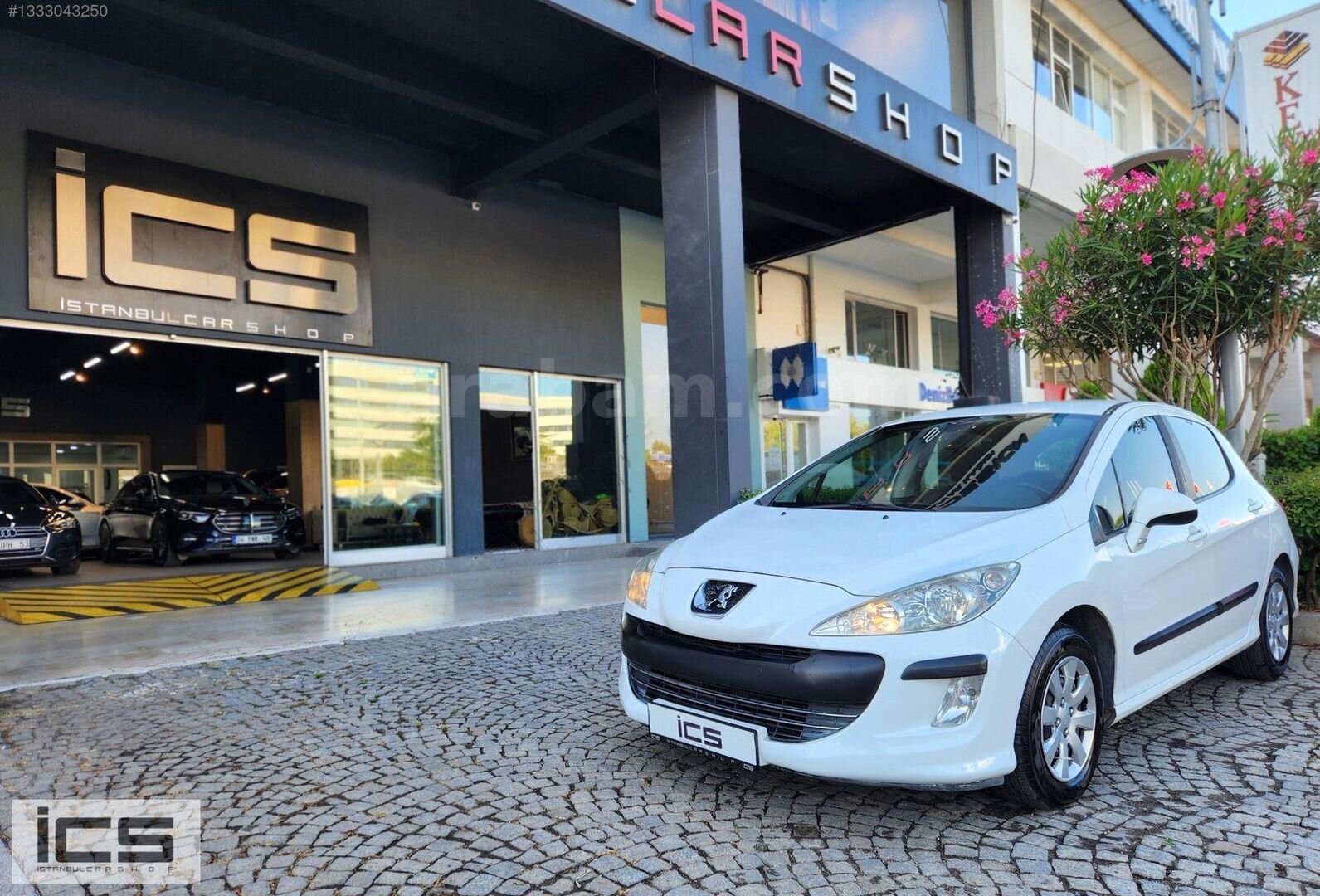 Galeriden Peugeot 308 1.6 HDi Comfort Pack 2011 Model İstanbul 245.000 km Beyaz 4