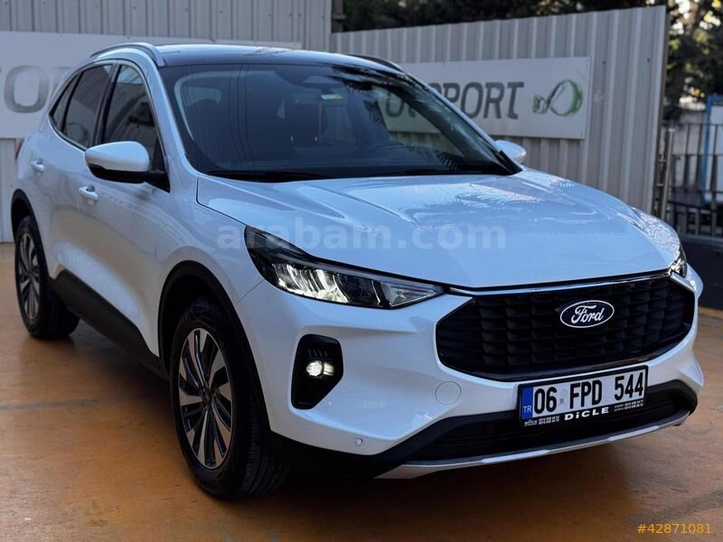 DİCLE OTO'dan 2025 MODEL KUGA HATASIZ TAMAMIAN KREDİ&TAKAS İMKNI