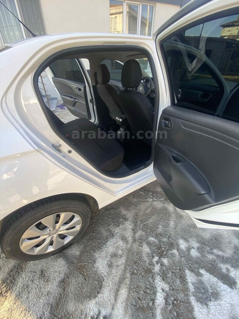 Sahibinden Citroen C-Elysée 1.2 PureTech Live 2019 Model 100.000 km Beyaz 4