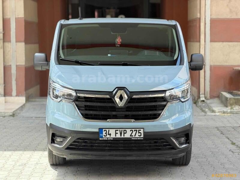 Galeriden Renault Trafic 2.0 DCI Grand Confort 2022 Model İstanbul 80.000 km Mavi