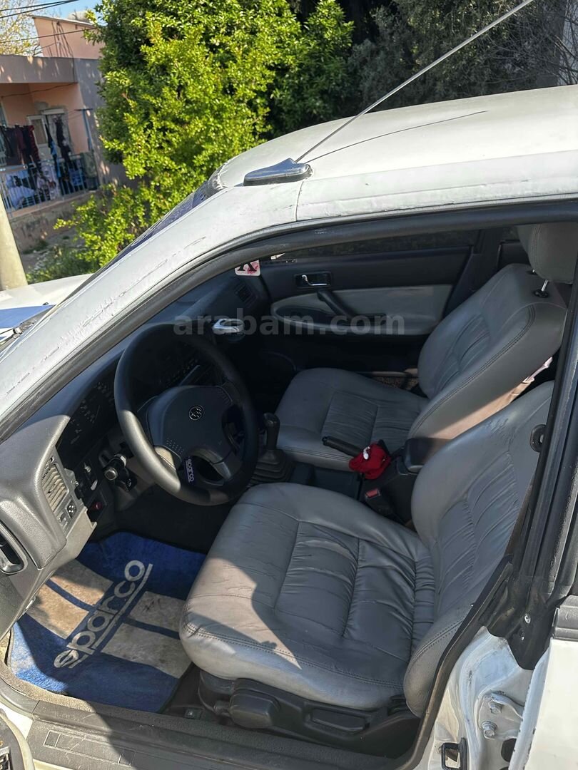 Sahibinden Subaru Legacy 2.0 1992 Model 5