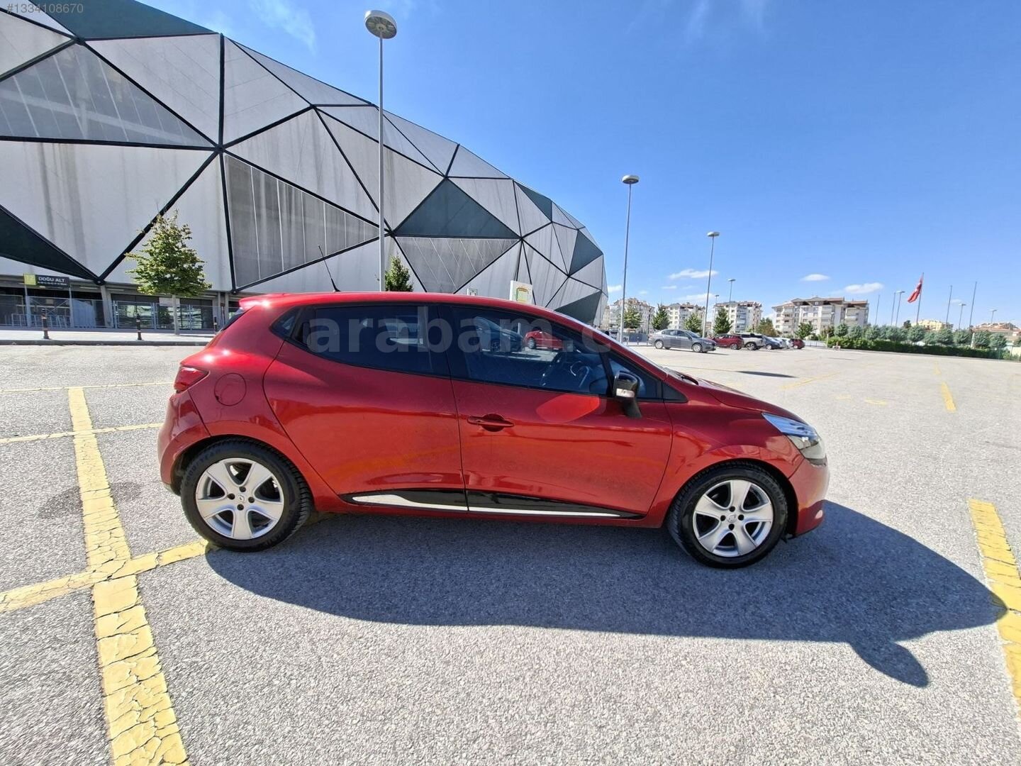 Galeriden Renault Clio 1.2 Icon 2016 Model Konya 140.600 km Kırmızı 1