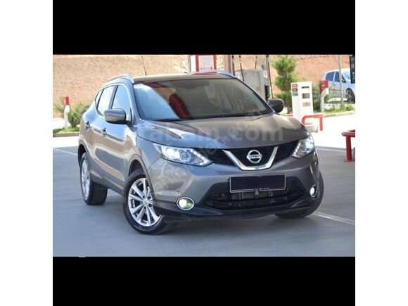 Sahibinden Nissan Qashqai 1.6 dCi Sky Pack 2015 Model İzmir