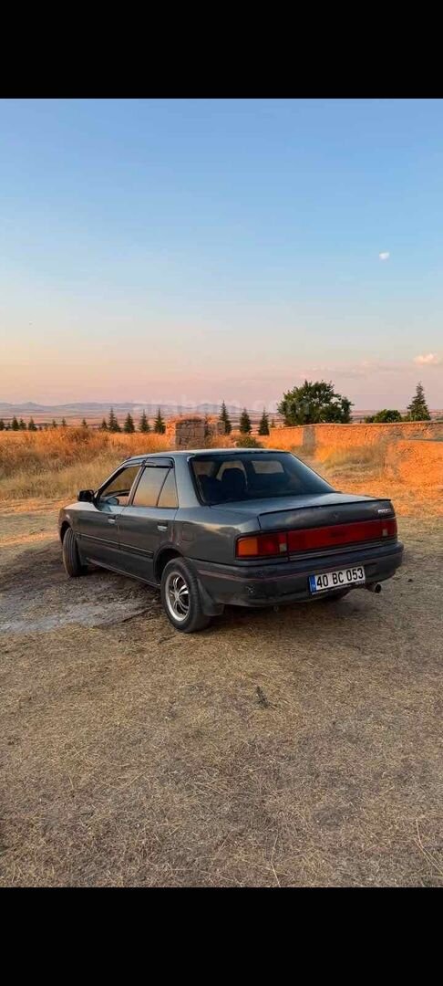 Sahibinden Mazda 323 1.6 1991 Model 2
