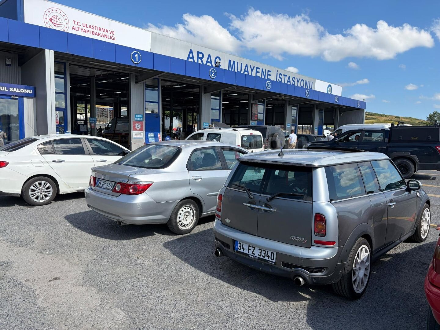 Sahibinden Mini Cooper Clubman 1.6 S 2009 Model 0535 824 43 71 7