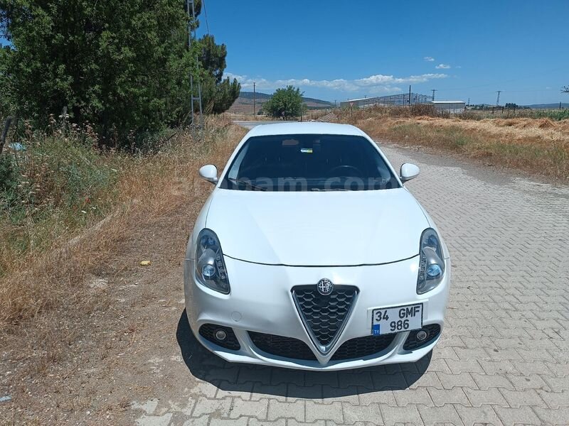 Sahibinden Alfa Romeo Giulietta 1.6 JTD Progression Plus 2014 Model 5